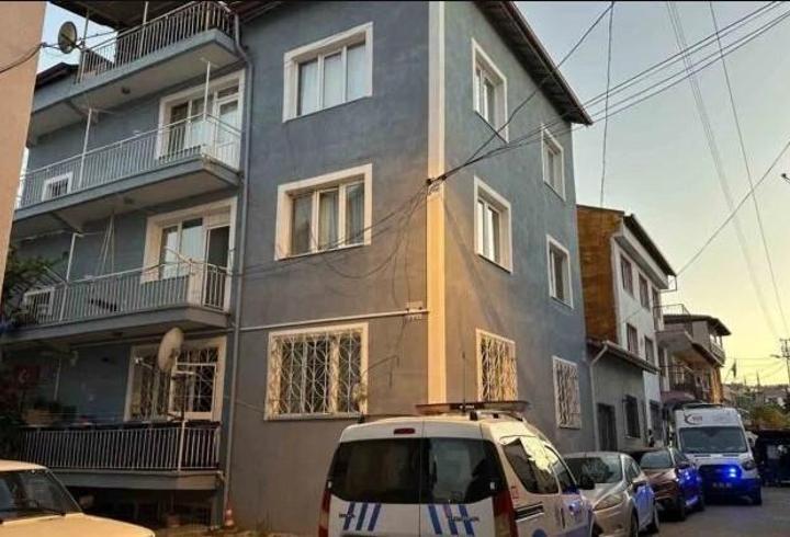 Uşak'ta 3'üncü kattaki balkondan düşen kadın, hayatını kaybetti