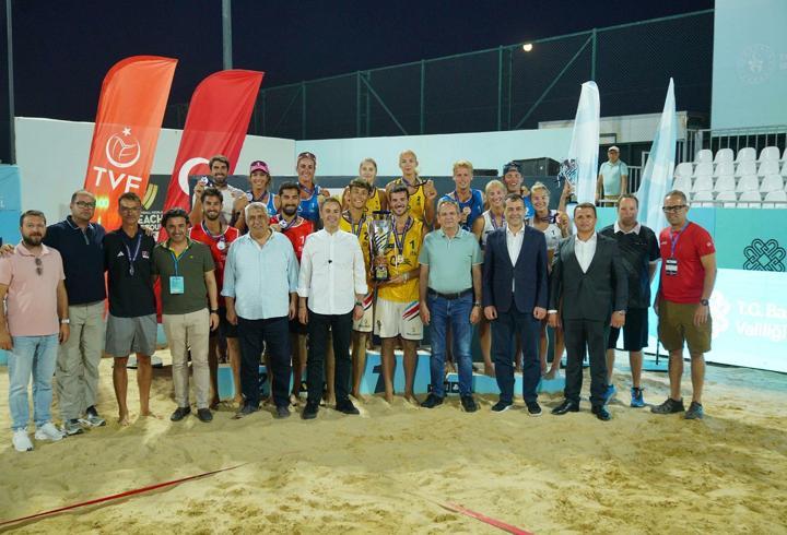 Ayvalık, Dünya Plaj Voleybolu heyecanına ev sahipliği yaptı
