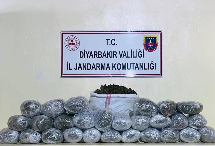 Diyarbakır'da uyuşturucu operasyonlarında 41 gözaltı