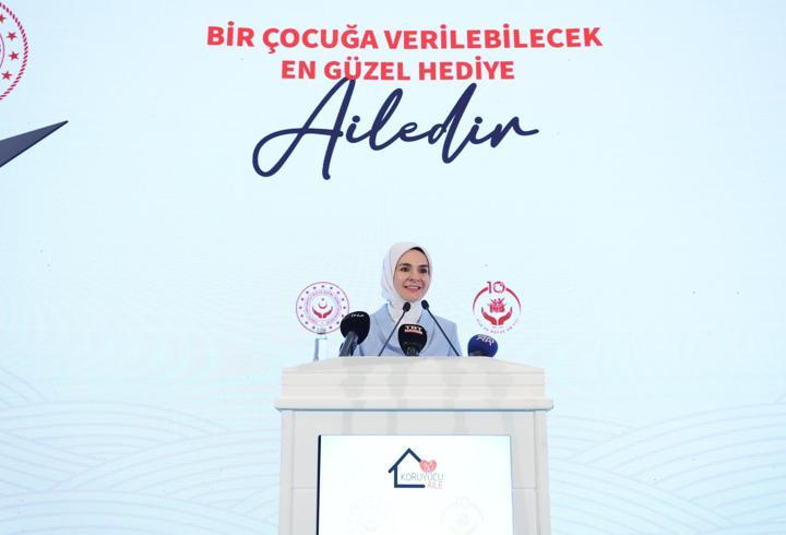Bakan Göktaş: 11 bin 22 çocuğumuz 9 bin 277 koruyucu ailemizin yanında