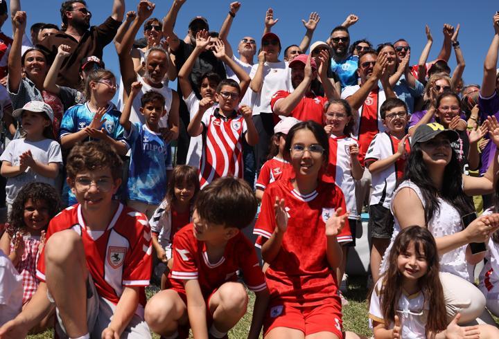 Çocuklar ve aileler Samsunspor etkinliğinde bir araya geldi
