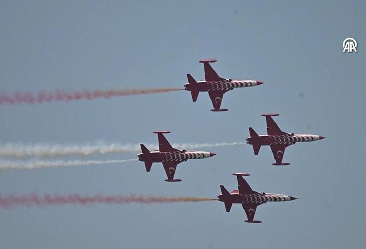 Belçika'da Türk Yıldızları rüzgarı