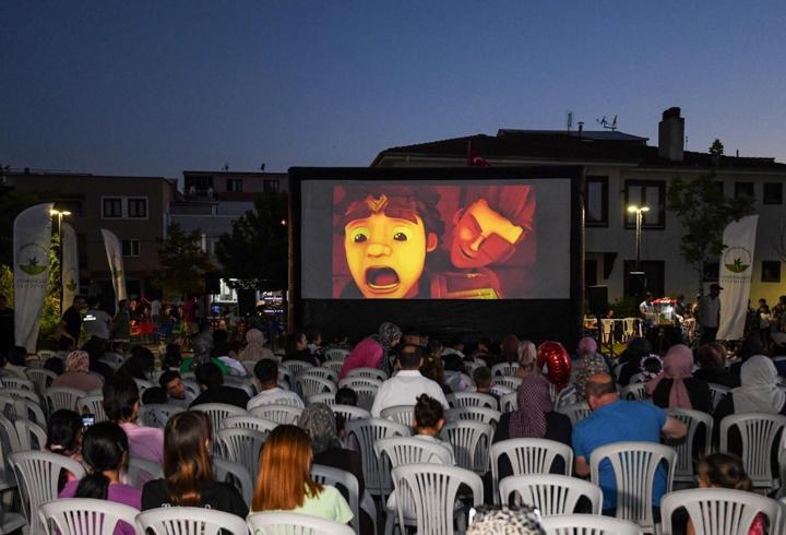 Osmangazi’de çocuklara ücretsiz sinema gösterimi