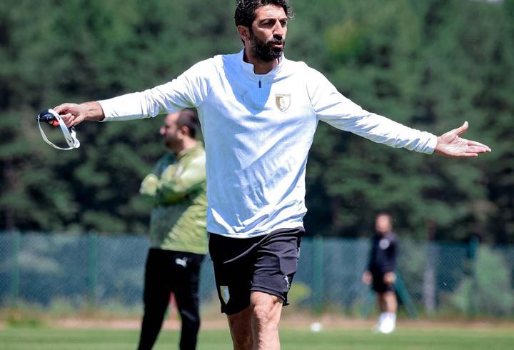 Bodrum FK'da Burhan Eşer'le devam
