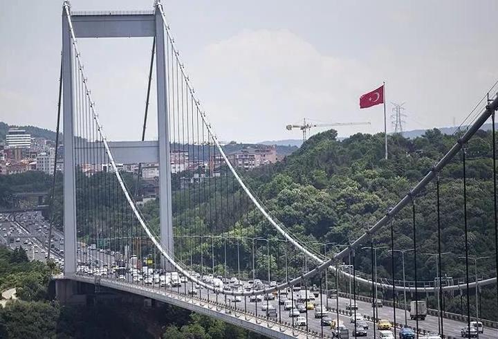 OTOYOL VE KÖPRÜ GEÇİŞ ÜCRETLERİNE ZAM: Otoyol ve köprü geçiş ücretleri ne kadar oldu? Osmangazi Köprüsü geçiş ücreti ne kadar, kaç TL?