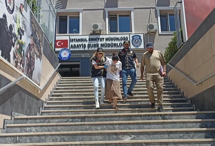 İstanbul'da kesinleşmiş hapis cezası hamileliği nedeniyle ertelenen firari yakalandı; 8'inci çocuğuna hamile olduğu ortaya çıktı