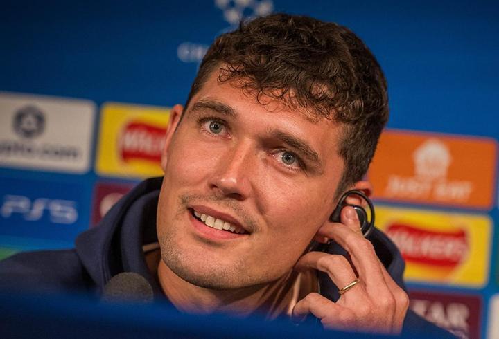 Andreas Christensen, Barcelona'da kaldı