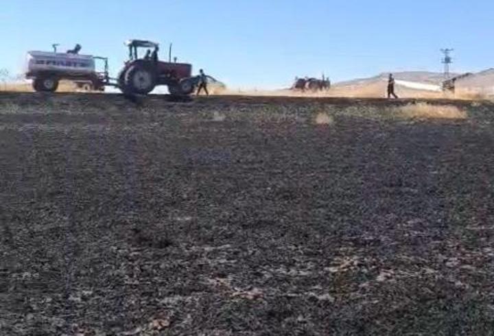 Diyarbakır’da 100 dönüm ekili buğday yandı