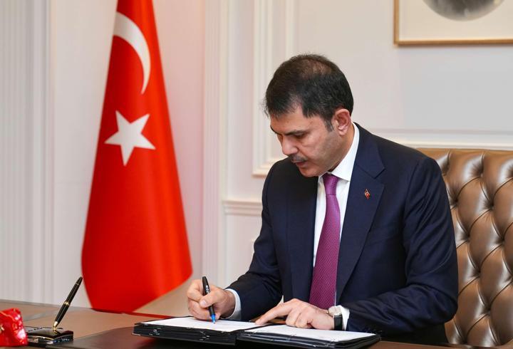 Bakan Kurum’dan anlamlı paylaşım: Yakında Üzümlü Köyü’ne, Muzaffer’in yeni evine misafir olacağım