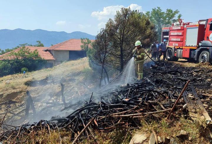 Bahçe yangını büyümeden söndürüldü