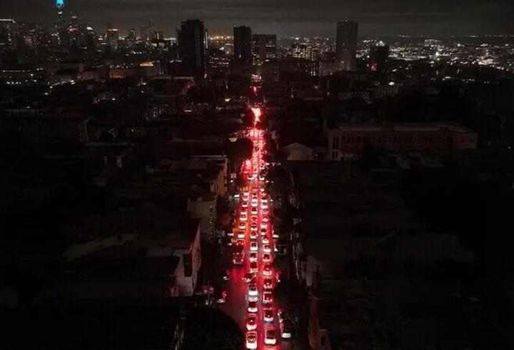 ABD'de 4 Temmuz kutlamalarına sıcak darbesi! Elektrikler kesildi, törenler iptal edildi