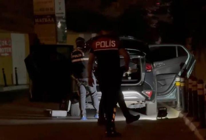 Beylikdüzü’nde denetim sırasında polis ile şüpheliler arasında arbede: 1 kişi silahla yaralandı