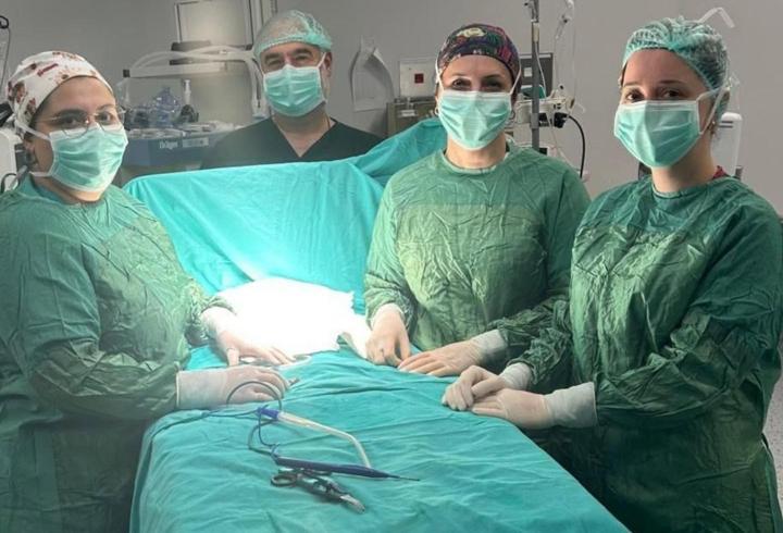 Hatay'da bağırsakları tıkanan prematüre bebeğe cerrahi operasyon