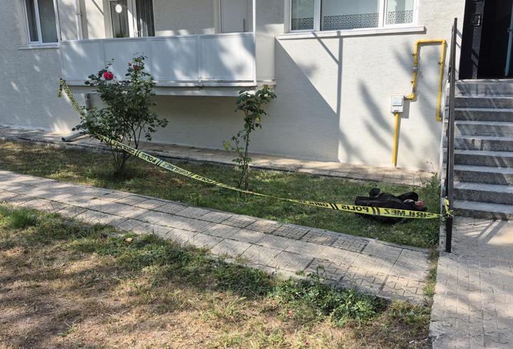 4’üncü kattaki dairenin penceresinden düşüp, öldü