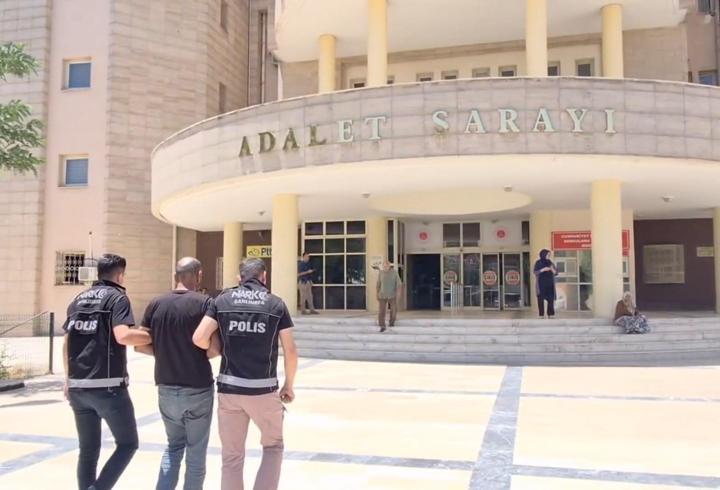 Tahliye olduktan 2 ay sonra traktörle uyuşturucu taşırken yakalandı