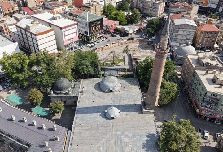 900 yıllık medresenin gün yüzüne çıkması için araştırma kazıları başlatılıyor