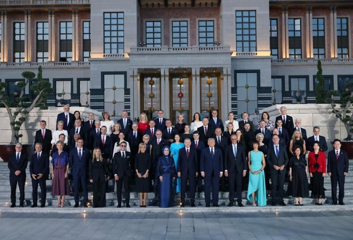 Son yılların en renkli zirvesi! Dünya basını da takipteydi