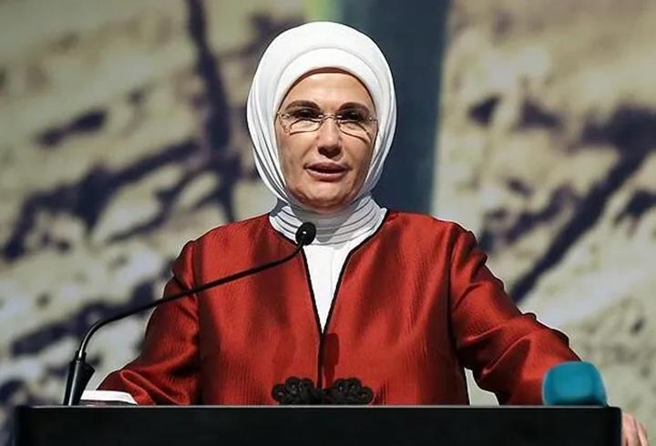 Milli Savunma Bakanlığı (MSB), ABD Başkanı Donald Trump'ın Cumhurbaşkanlığı Külliyesi'ne gelişindeki Türk Yıldızları'nın gerçekleştirdiği selamlama uçuşunun kokpit görüntülerini paylaştı.

3