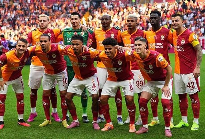 Avrupa devleri peşinde! Galatasaray yıldızı için kritik karar