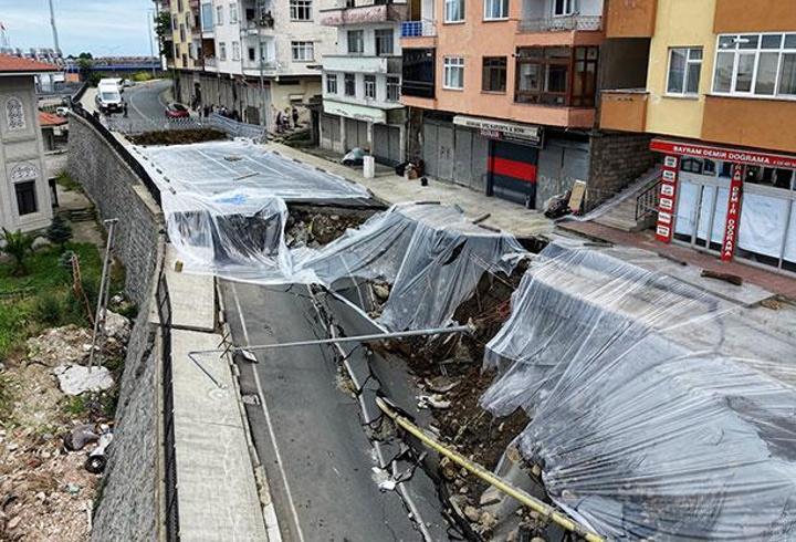 Rize’de çöken yolda önlem