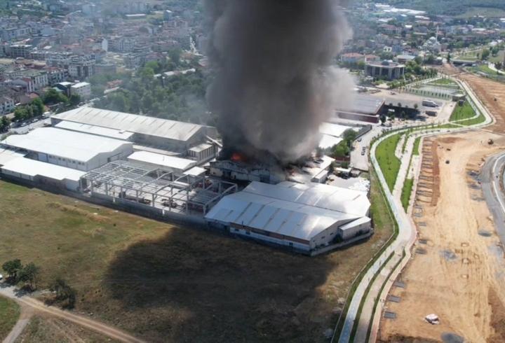 Son dakika haberine göre; tutuklanan Çankaya Belediye Başkanı Hüseyin Can Güner, içişleri Bakanlığı'nca geçici tedbirle görevden uzaklaştırıldı. 5
