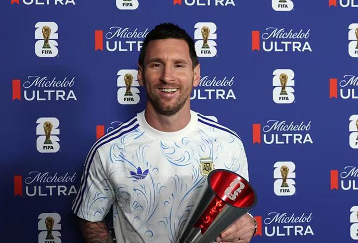 Lionel Messi'den yeni rekor