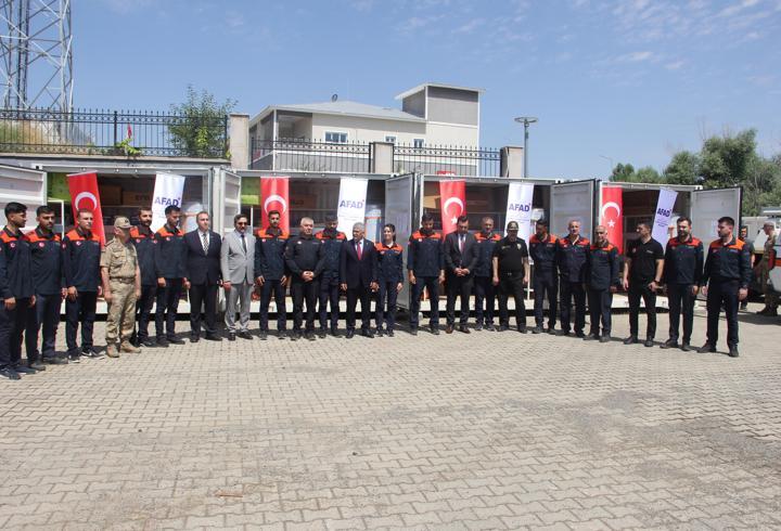 Bingöl'de afet müdahale konteynerleri kurumlara teslim edildi