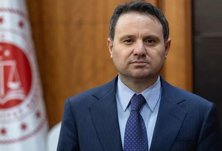 CHP Genel Başkanı Kemal Kılıçdaroğlu, Diyarbakır'da öldürülen Narin Güran'ın babası, ağabeyi ve anneannesini kabul etti.9