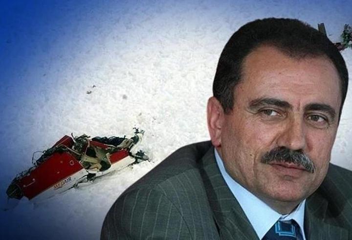 Eski CHP Genel Başkanı Deniz Baykal’ın eşi Olcay Baykal, Ankara'da düzenlenen törenle son yolculuğuna uğurlandı. Cenaze törenine Özgür Özel ve Kemal Kılıçdaroğlu da katıldı.3