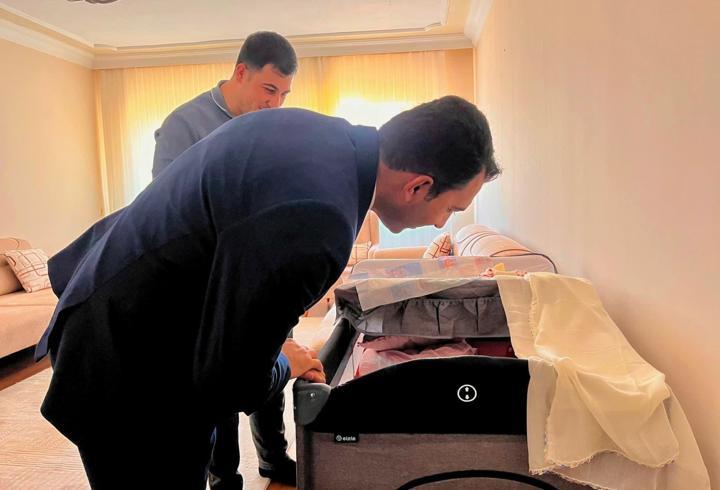 Destek alıp yuva kuran Altıntaş ailesi, bebek sahibi oldu