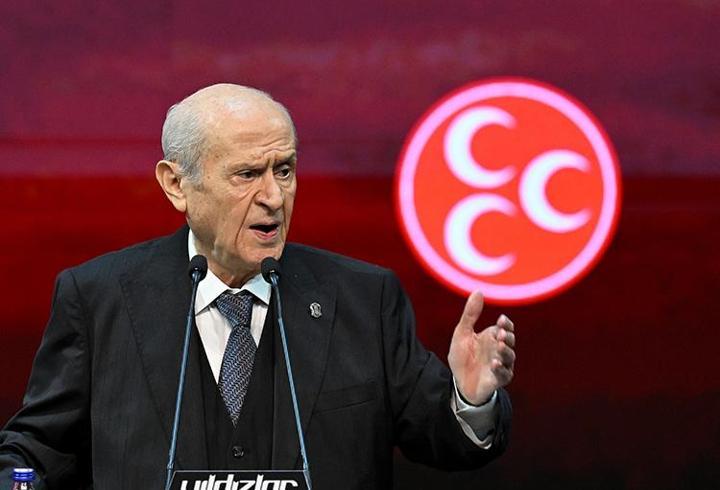 Dışişleri Bakanı Hakan Fidan, ABD ve İran arasındaki anlaşmaya geri dönülmesi gerektiği çağrısında bulunarak, "Katar yine bu krizin çözümü için bütün yapıcı teknikleri, bütün kanalları kullanarak elinden geleni yapmaya çalışıyor. İnşallah bugünlerde iyi bir haber alırız. Türkiye de bu konuda Katar'la yakın koordinasyon içerisinde." dedi.7