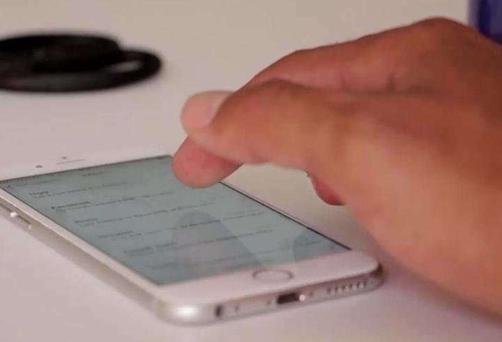 Çekya'da okullarda telefon yasağı