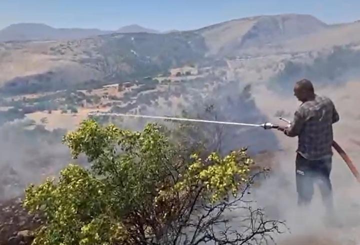 Erzincan'da arazide çıkan yangın büyümeden söndürüldü