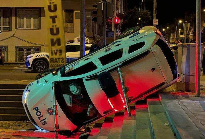Kayseri’de otomobil ile çarpışan polis aracı devrildi: 3 yaralı
