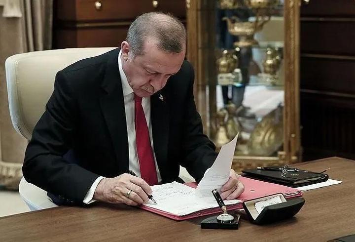 8 üniversiteye yeni rektör atandı