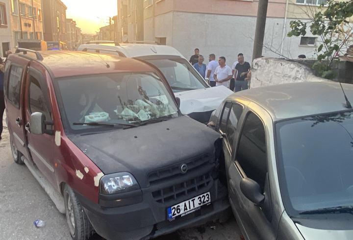 Eskişehir'de zincirleme trafik kazasında 3 kişi yaralandı