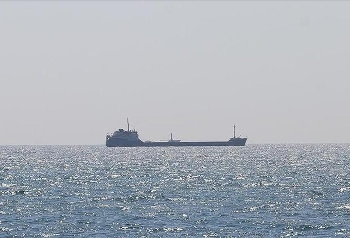 Karadeniz'de ticari gemi trafiği durdu! Rusya-Ukrayna gerilimi limanları etkiledi