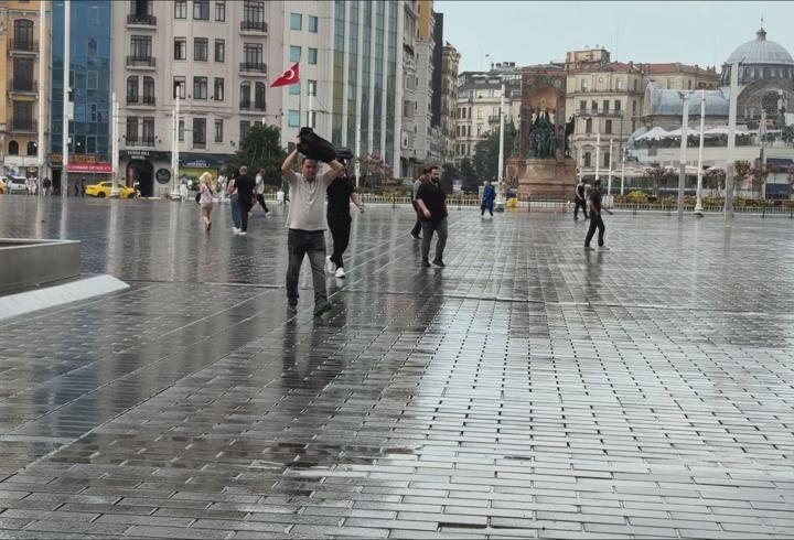 MGM uyarmıştı: İstanbul'da sağanak etkili oldu