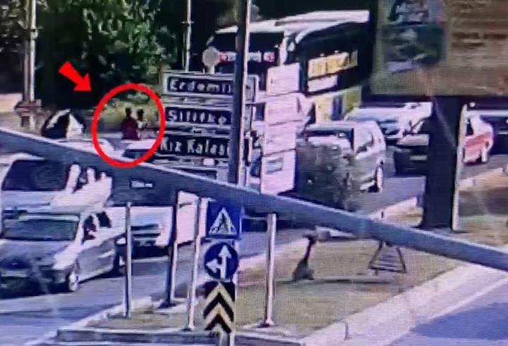 65 yıl hapis cezasıyla aranan hükümlü belediye otobüsünde yakalandı