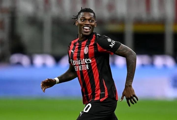 RAFAEL LEAO KİMDİR? Rafael Leao Fenerbahçe transferi gerçekleşti mi? Rafael Leao kaç yaşında, nereli, hangi mevkide oynuyor? İşte Transfermarkt verileri...