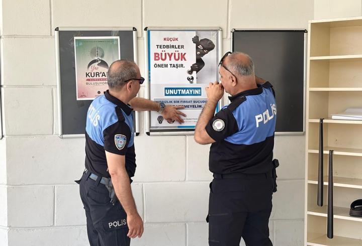 Polisten dolandırıcılık ve hırsızlığa karşı farkındalık çalışması