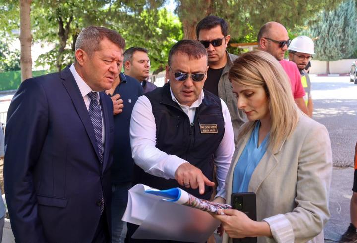 Bilecik Valisi Sözer kentteki eğitim yatırımlarını inceledi