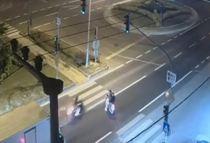 İki motosikletin çarpıştığı kaza kamerada; 3 yaralı