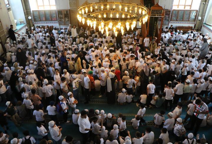 Samsun'da 2 bin Kur'an kursu öğrencisi camide bir araya geldi