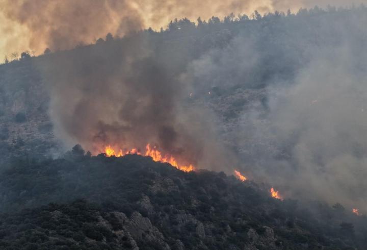 Antalya Kaş 2 gündür yanıyor