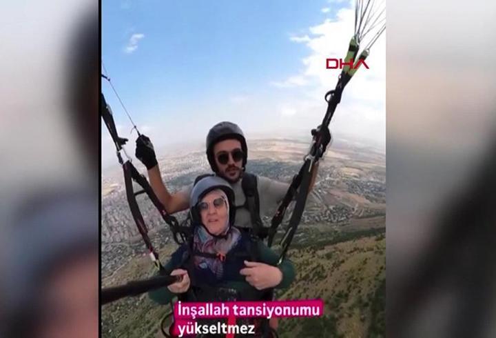 77 yaşındaki Türkan teyzenin yamaç paraşütü heyecanı kamerada