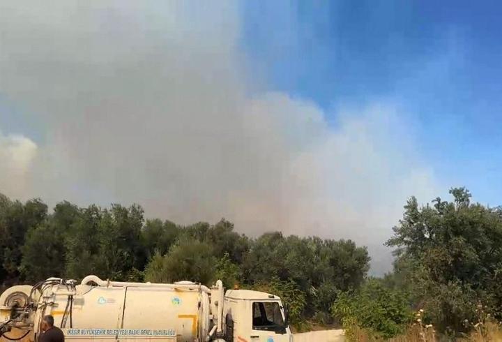 CNN TÜRK SAHADA: BALIKESİR'DE YANGIN