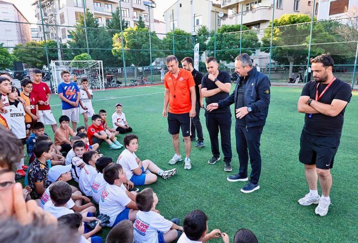 Geleneksel Sokak Futbol Turnuvası başladı