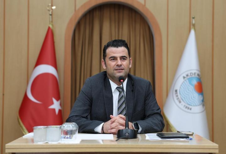 Beşikci, muhtarlarla tanıştı
