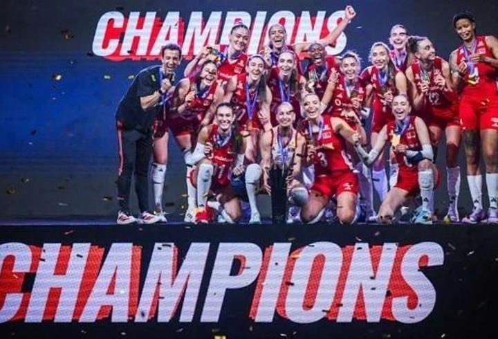 FİLENİN SULTANLARI AVRUPA ŞAMPİYONASI MAÇ PROGRAMI 2026: A Milli Kadın Voleybol Takımı Avrupa Şampiyonası maçları hangi tarihte, ne zaman başlayacak? Filenin Sultanları maçı saat kaçta? Rakipleri kimler?